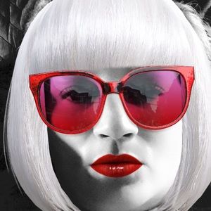 Meet your Posher, Sally